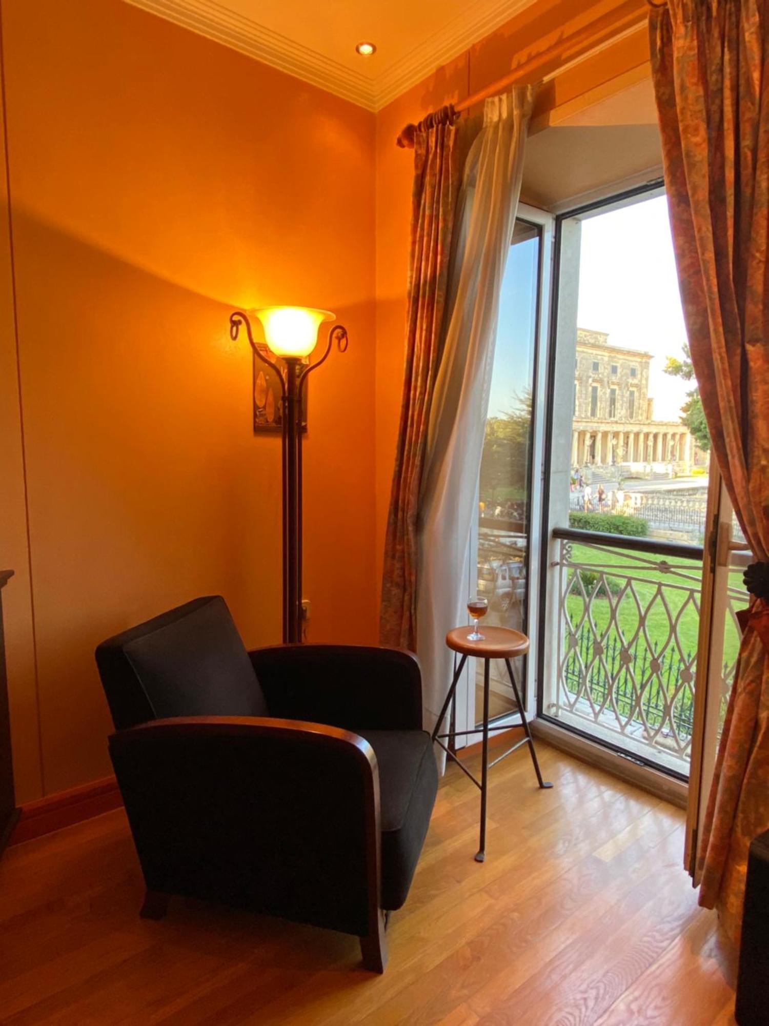 Palazzo Luxury Suite - View To Liston Square & Old Fortress Of Corfu Old Town Экстерьер фото